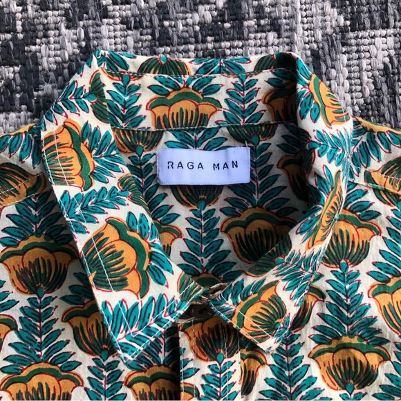 Raga Man Short Sleeve All Over Floral Print Button Up Men’s Size Large - Picture 2 of 4